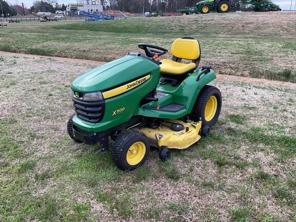 2013 John Deere X500 Equipment Image0