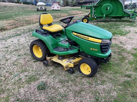 Image of John Deere X500 equipment image 1