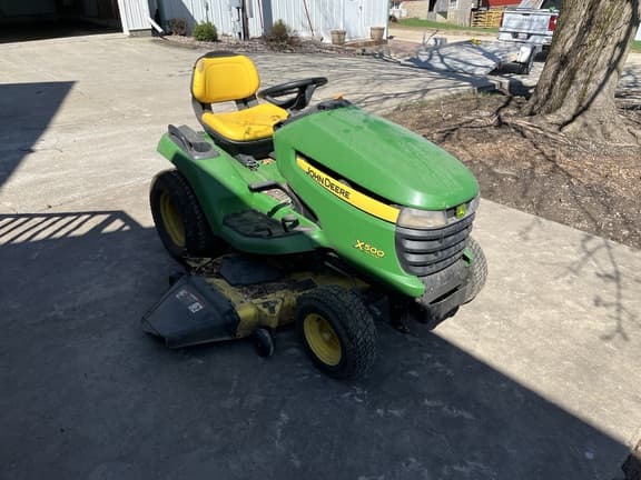 Image of John Deere X500 equipment image 2