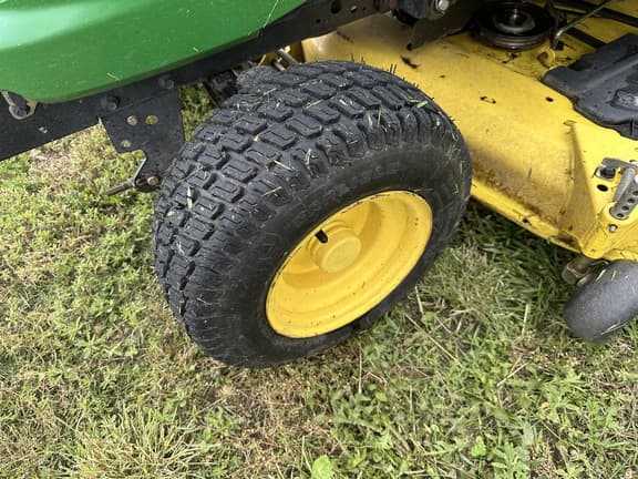 Image of John Deere X540 equipment image 4