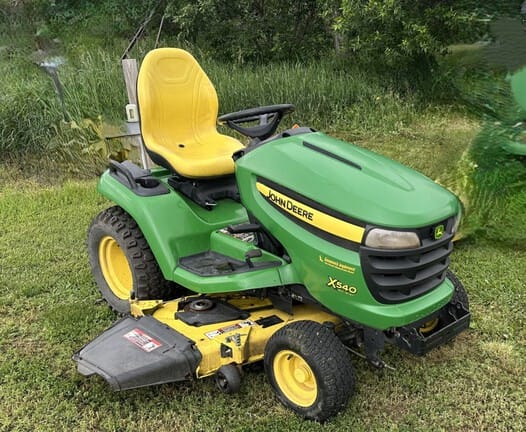 2013 John Deere X540 Equipment Image0
