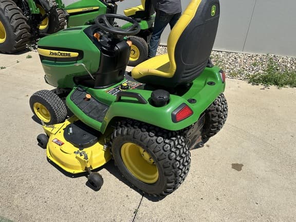 Image of John Deere X540 equipment image 3