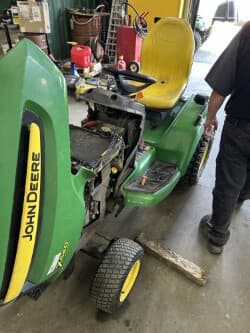 Image of John Deere X540 equipment image 2
