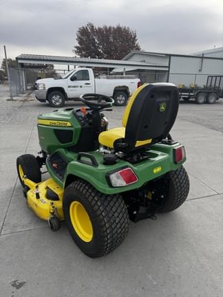 Image of John Deere X710 equipment image 3