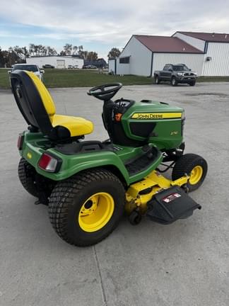Image of John Deere X710 equipment image 4