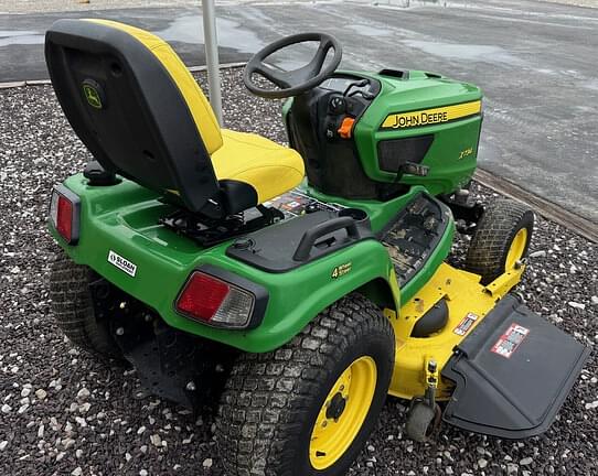 Image of John Deere X734 equipment image 3