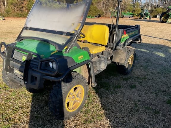 Image of John Deere Gator XUV 825i equipment image 1