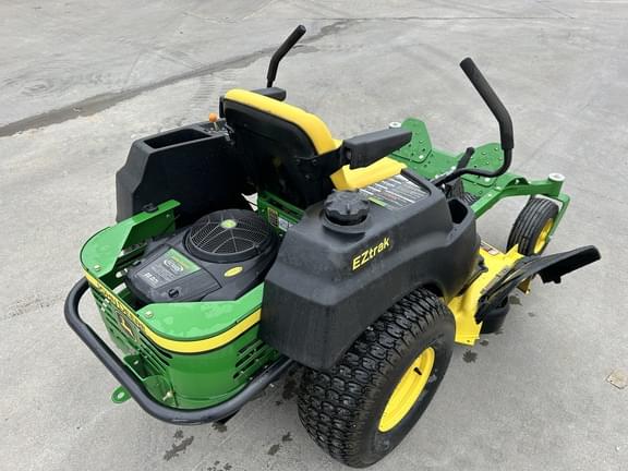 Image of John Deere Z425 equipment image 4