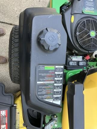 Image of John Deere Z425 equipment image 4