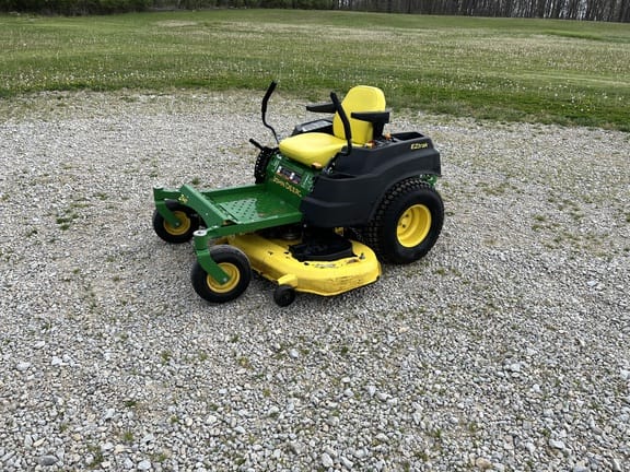 2013 John Deere Z445 Equipment Image0