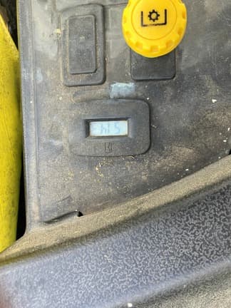 Image of John Deere Z445 equipment image 4