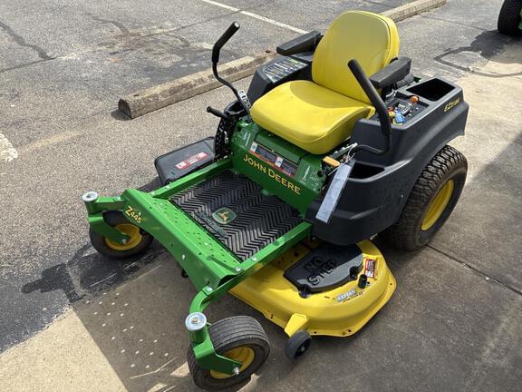 Image of John Deere Z445 equipment image 2