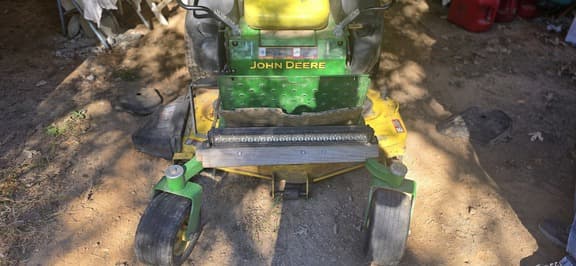 Image of John Deere Z645 equipment image 2