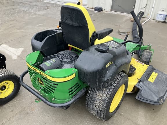 Image of John Deere Z665 equipment image 4