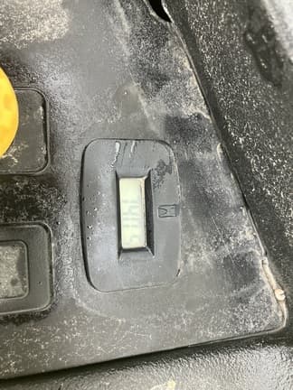 Image of John Deere Z665 equipment image 1