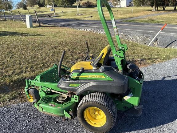 Image of John Deere Z920M equipment image 1