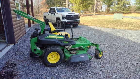 Image of John Deere Z930R equipment image 1