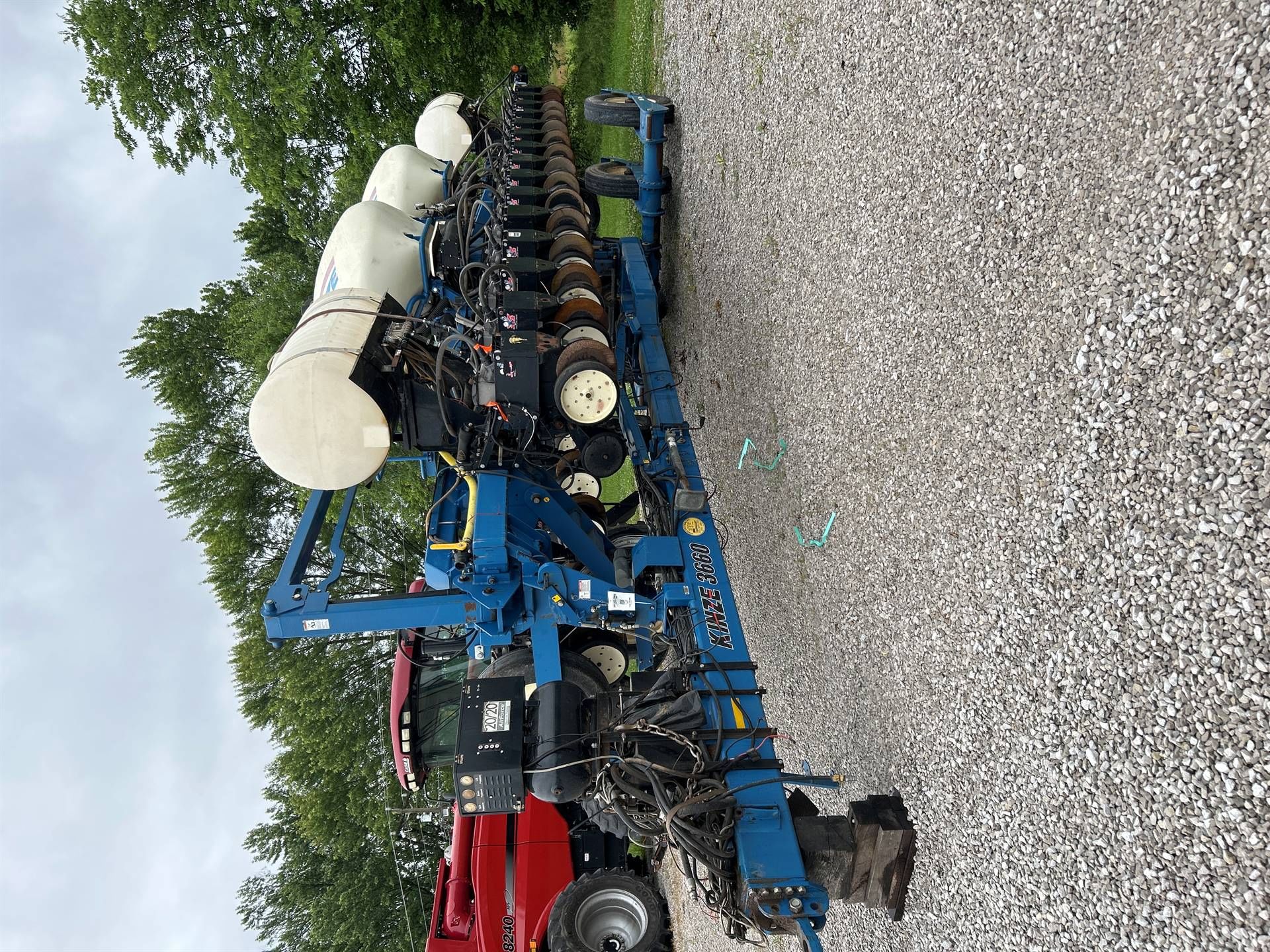 2013 Kinze 3660 Equipment Image0