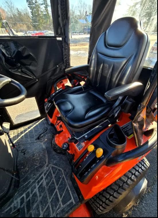 Image of Kubota BX2370 equipment image 2