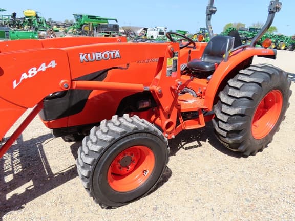 Image of Kubota MX5100 equipment image 4