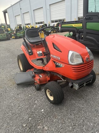 2013 Kubota T1880 Equipment Image0