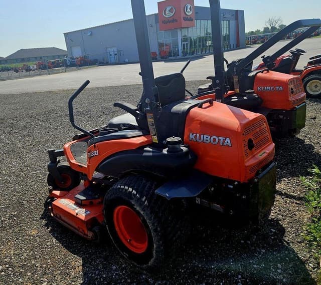 Image of Kubota ZD331 equipment image 4