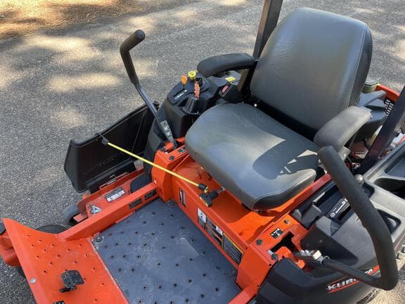 Image of Kubota ZG123S equipment image 2