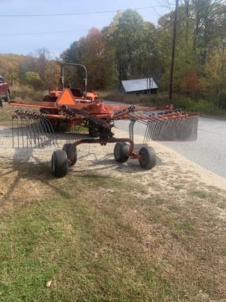 Image of Kuhn GA4220TH equipment image 4