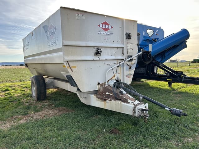 Image of Kuhn Knight RC260 equipment image 1
