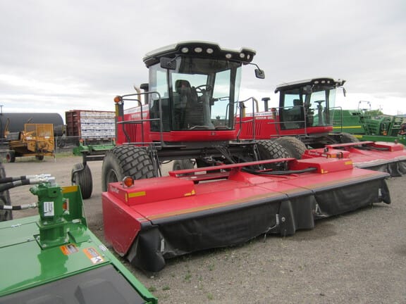 2013 Massey Ferguson WR9760 Equipment Image0