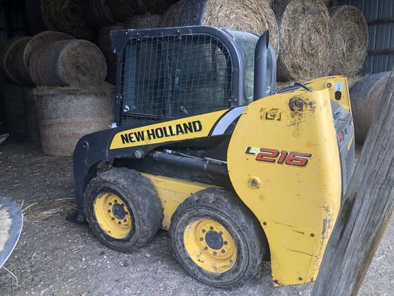 2013 New Holland L216 Equipment Image0