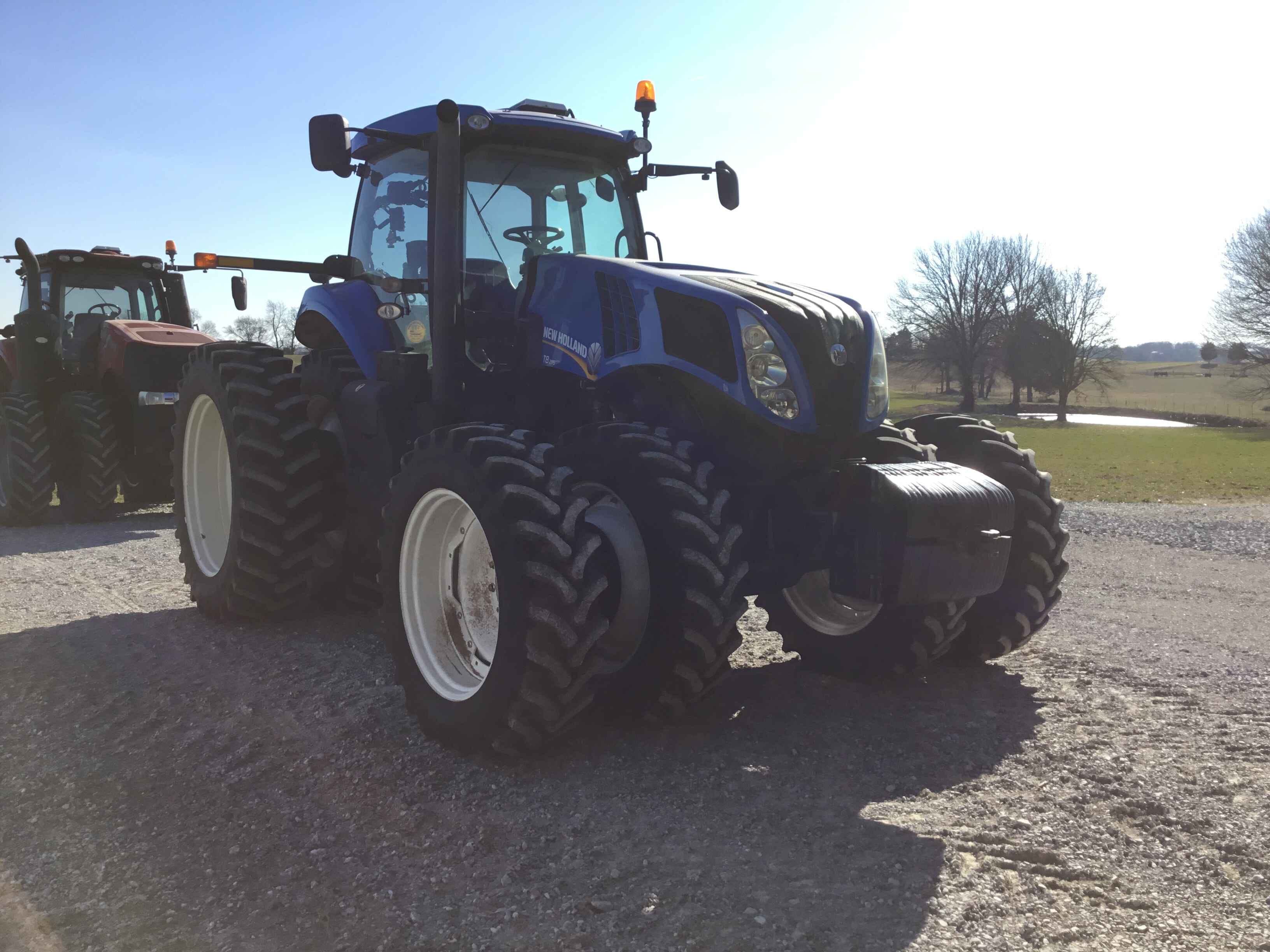 2013 New Holland T8.275 Equipment Image0