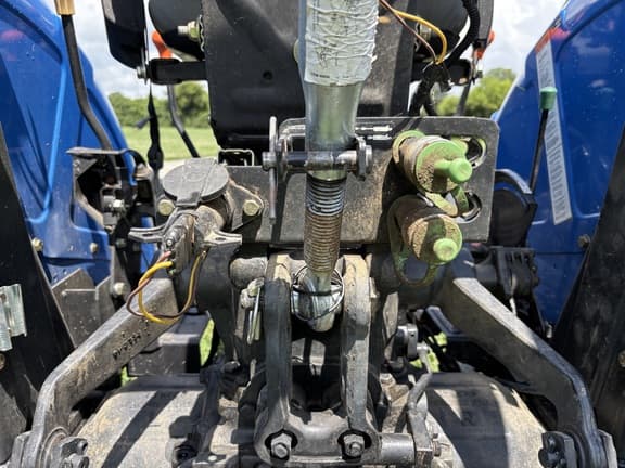 Image of New Holland Workmaster 55 equipment image 1
