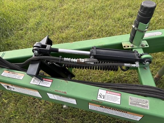 Image of Summers SuperWeeder equipment image 2