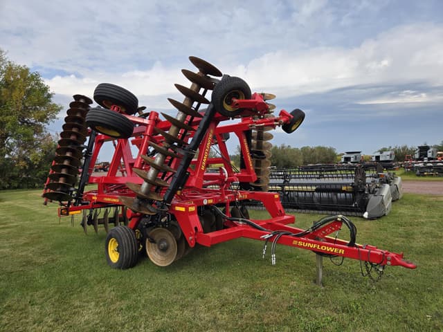 Image of Sunflower 1435 equipment image 2