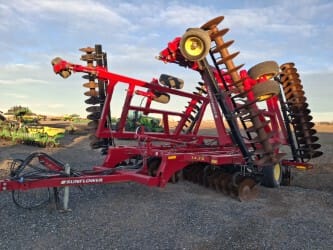 2013 Sunflower 1435 Equipment Image0