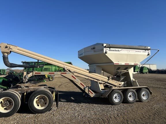 2013 Unverferth 3750XL Equipment Image0