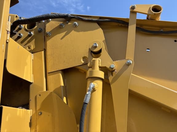 Image of Vermeer 605SM equipment image 2