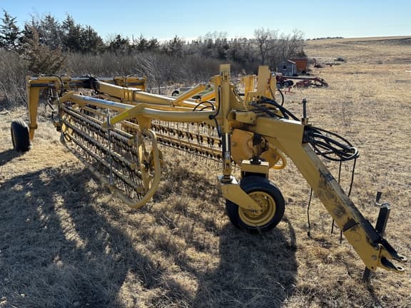 Image of Vermeer R2800 equipment image 3