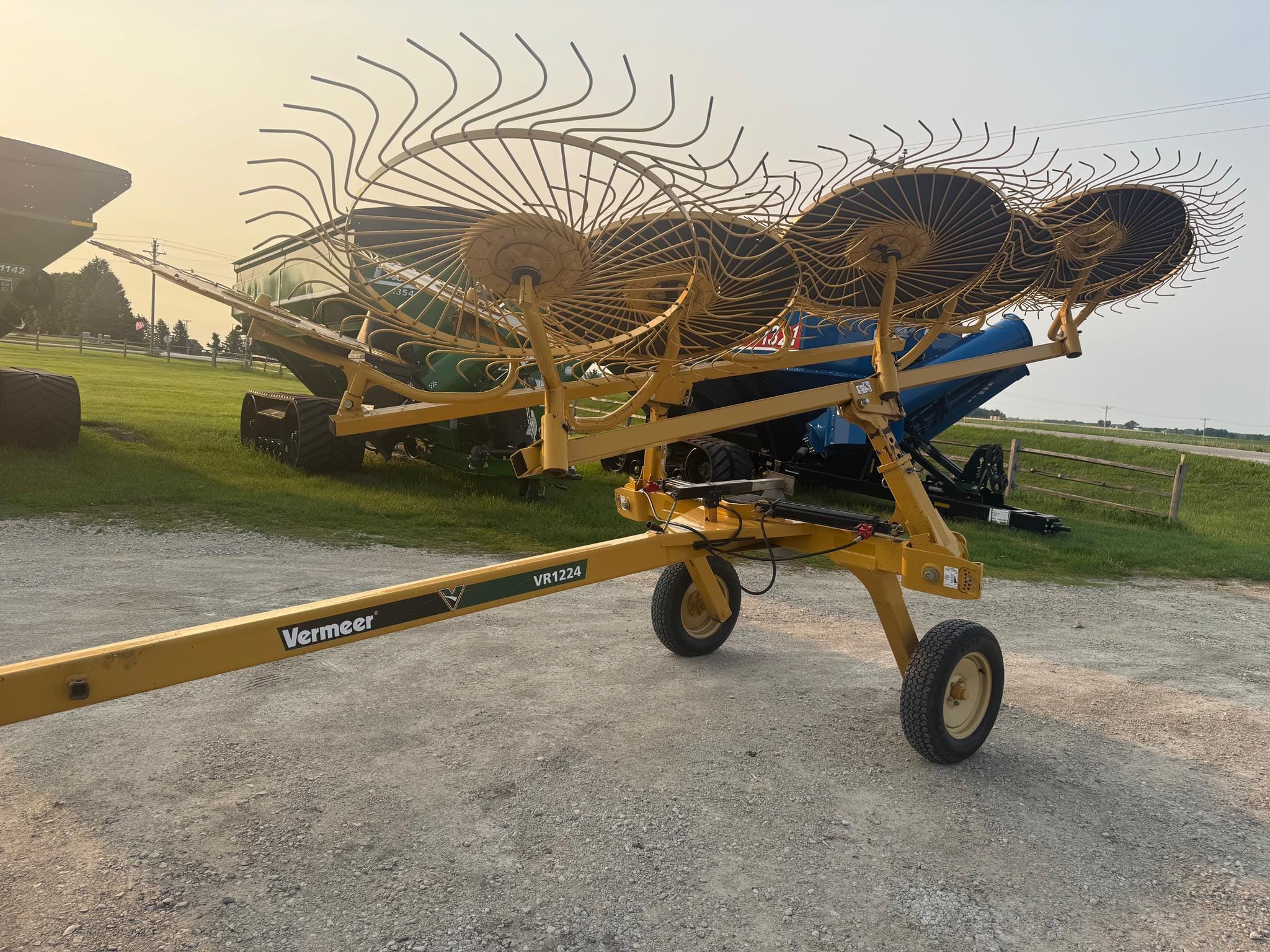 2013 Vermeer VR1224 Equipment Image0