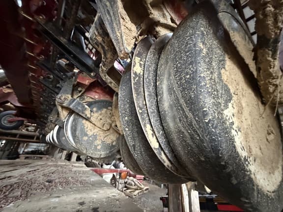 Image of Case IH 1245 equipment image 4