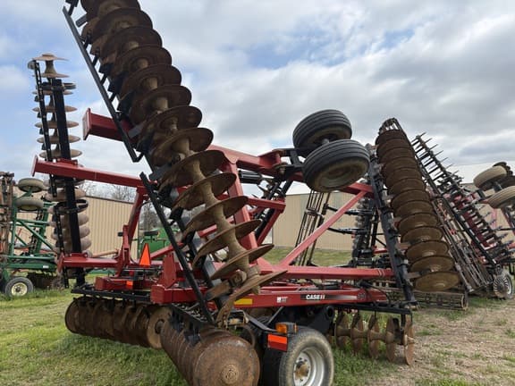 Image of Case IH 370 equipment image 4