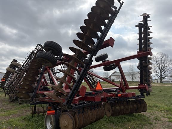 Image of Case IH 370 equipment image 1