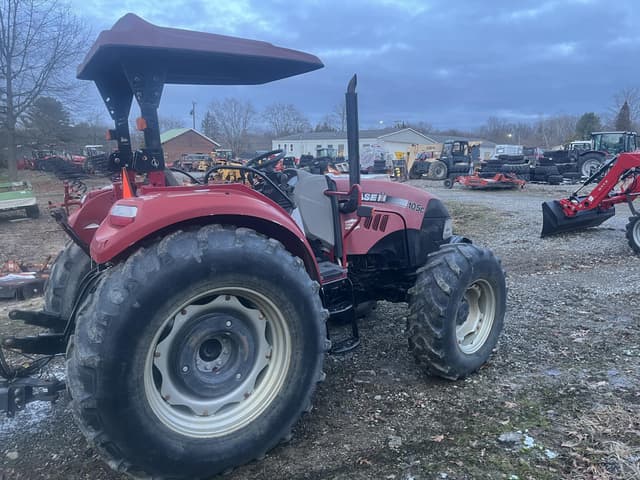Image of Case IH Farmall 105C equipment image 1