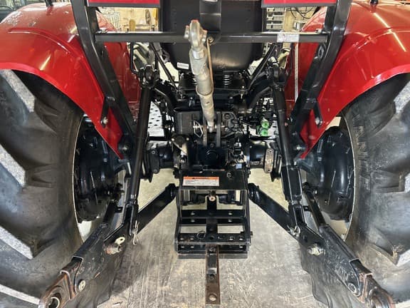 Image of Case IH Farmall 75A equipment image 4