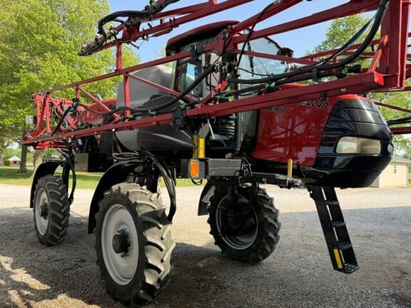 2014 Case IH Patriot 2240 Equipment Image0