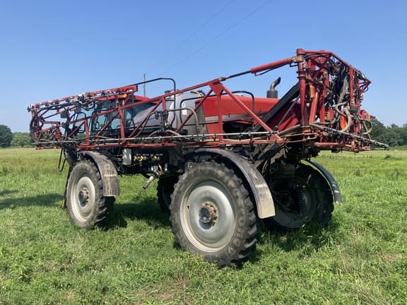 Image of Case IH 3330 Patriot equipment image 3