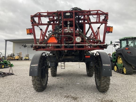 Image of Case IH 3330 Patriot equipment image 2