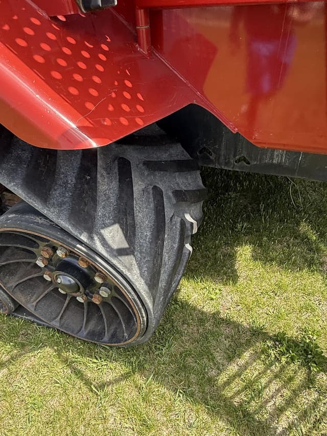 Image of Case IH Steiger 620 Quadtrac equipment image 2