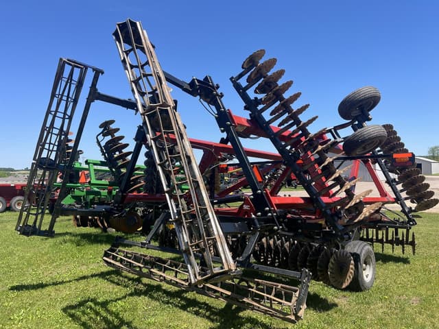 Image of Case IH 335VT equipment image 3
